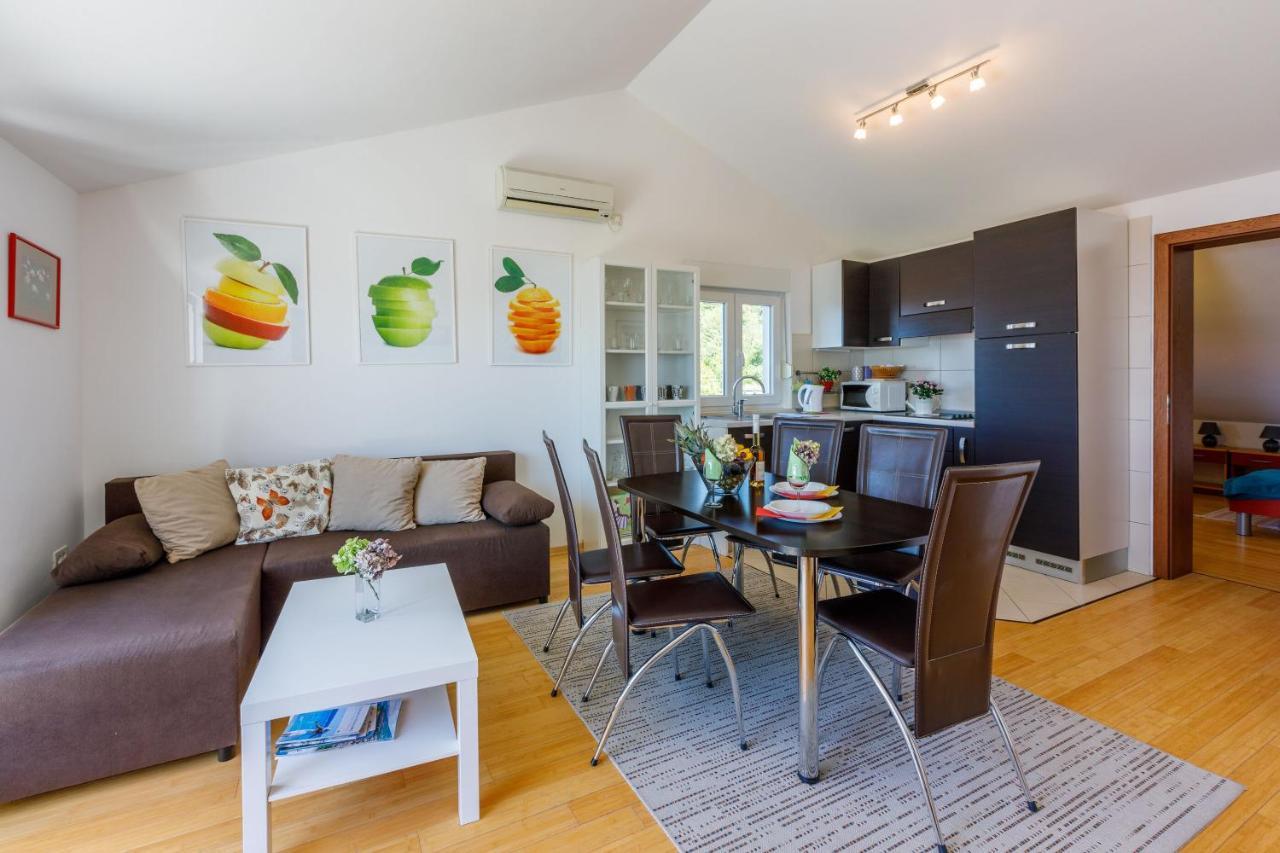 Apartments Robic Selce Extérieur photo