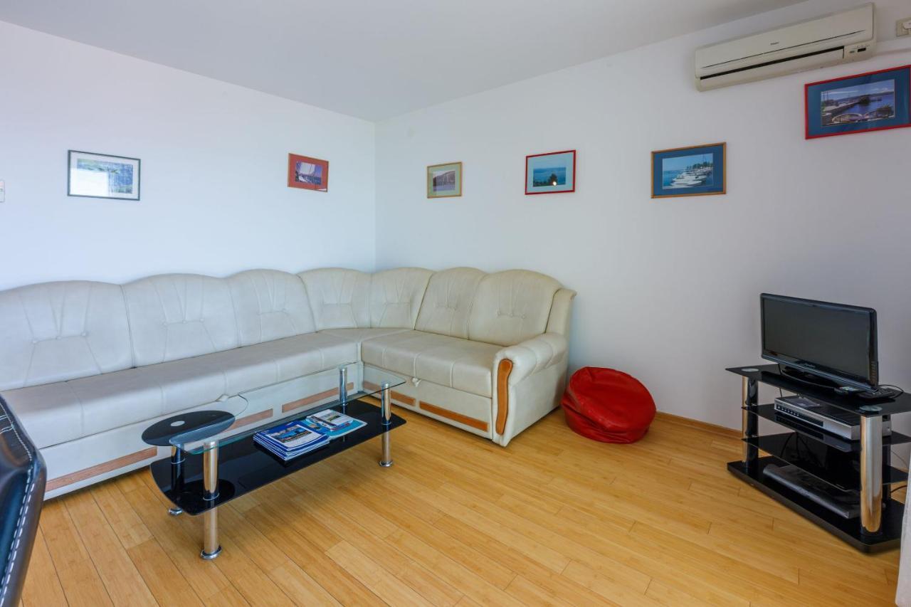 Apartments Robic Selce Extérieur photo